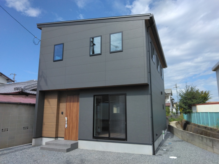 現地完成しました!